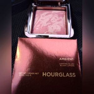 HOURGLASS AMBIENT™ LIGHTING BLUSH MOOD EXPOSURE 'soft plum'